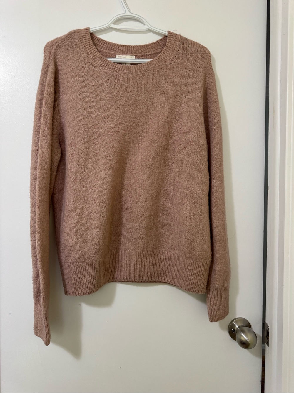 H&M Women's Crewneck Sweater in Dusty Rose